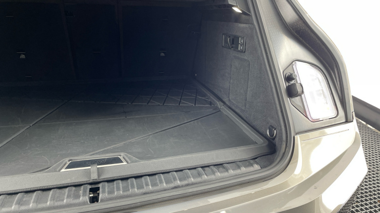 BMW iX 240kW xDrive40 M Sport 76.6kWh 5dr Auto Electric Estate